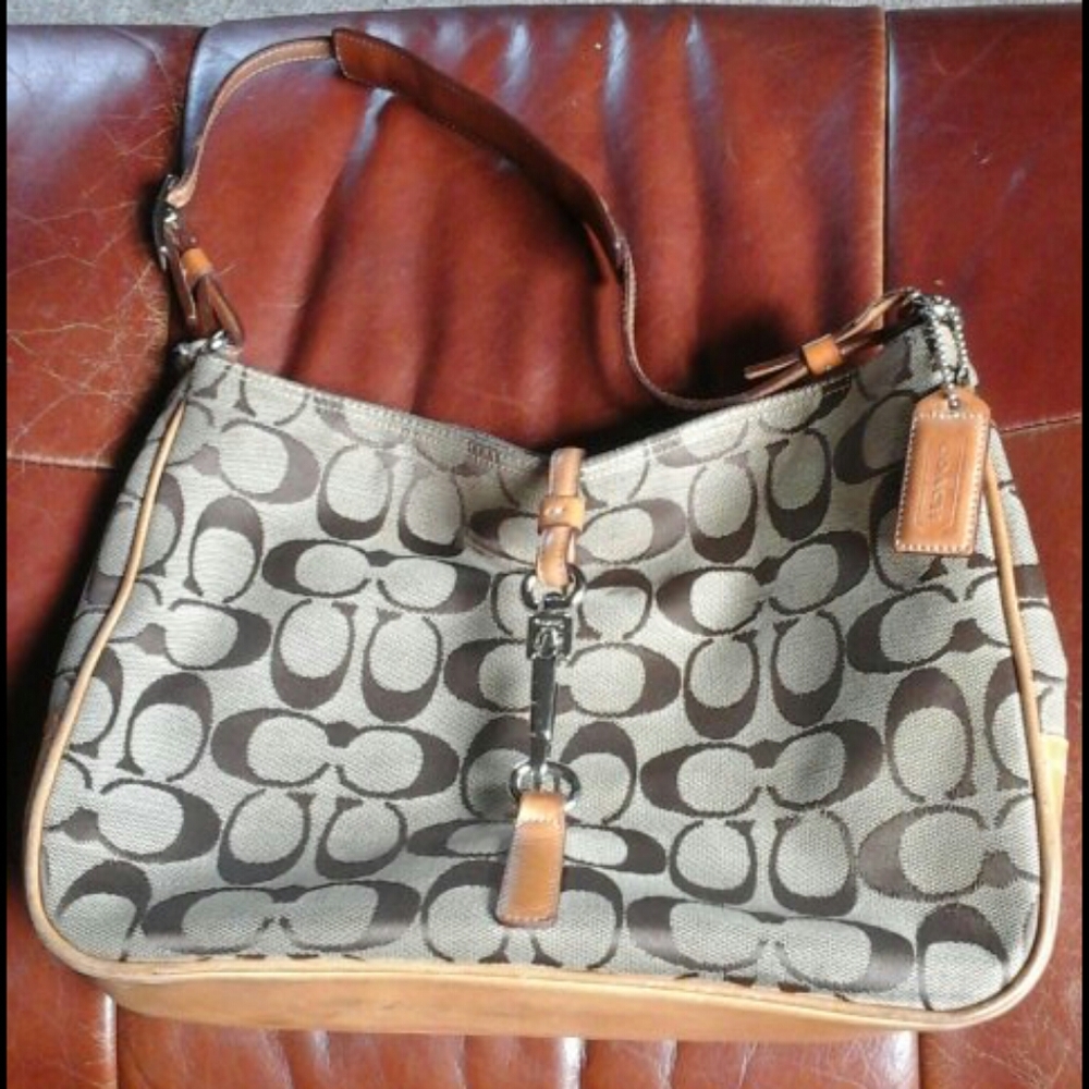 Coach medium sized handbag